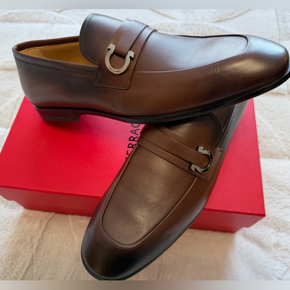 NEW! $995 Salvatore Ferragamo Florio Gancini Brown Leather Loafers 11